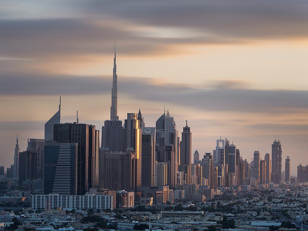 فنادق أربعة نجوم في دبي