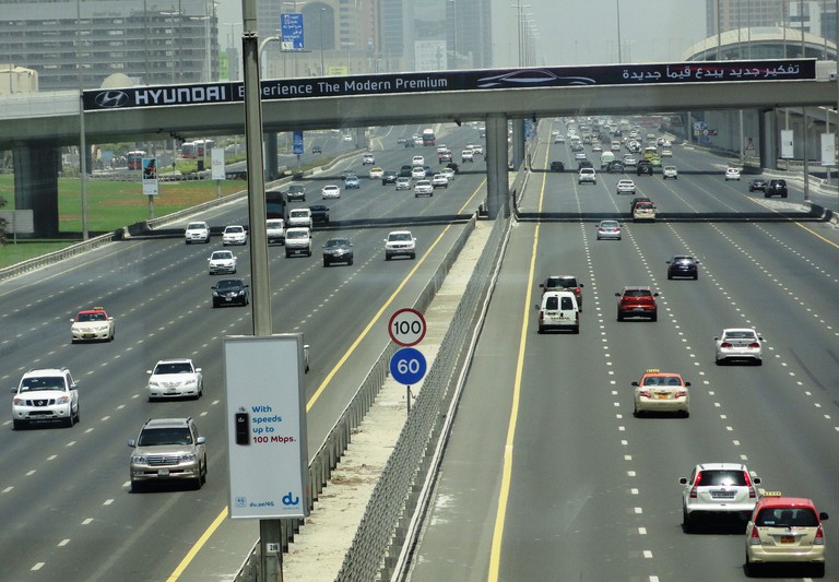 المواصلات العامة في دبي 