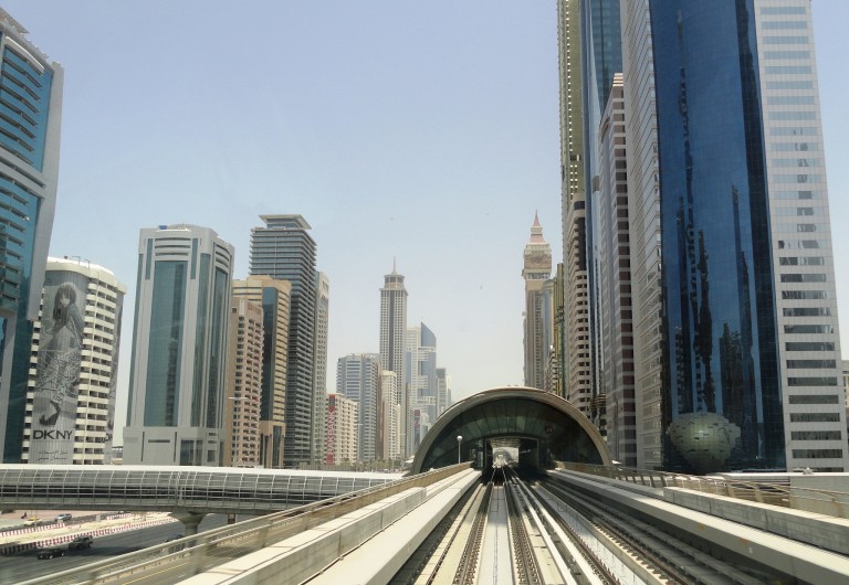  المواصلات العامة في دبي